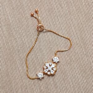 Gorgeous gold-colored bracelet, wonderfully shiny stones